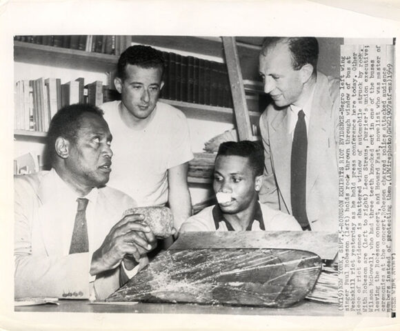 PAUL ROBESON AND POLITICS (1947-56) Set of 3 photos - Image 5