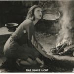 BLAUE LICHT, DAS [BLUE LIGHT, THE] (1932; 1937 reissue) - 1