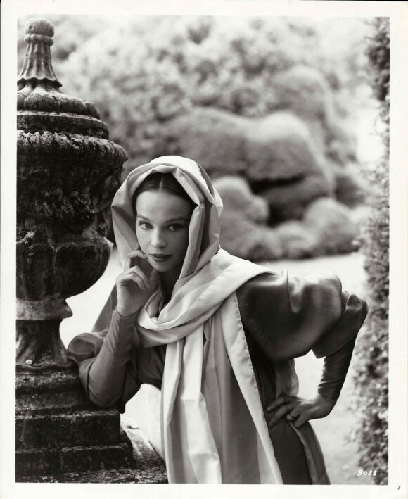 DOCTOR'S DILEMMA, THE (1958) / LESLIE CARON BY CECIL BEATON