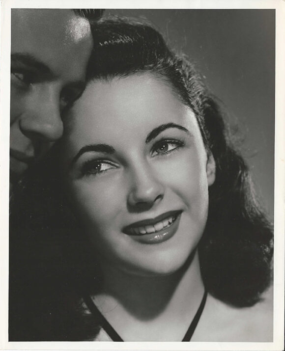 ELIZABETH TAYLOR AT 15 IN CYNTHIA (1947)