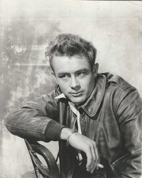 JAMES DEAN IN THE UNLIGHTED ROAD (1955)