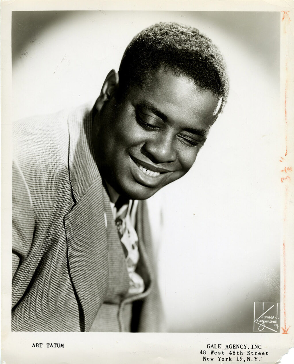 ART TATUM (ca. 1945) Portrait