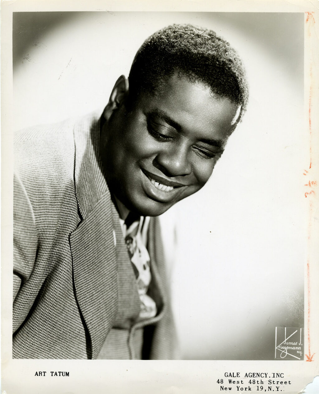 ART TATUM (ca. 1945)