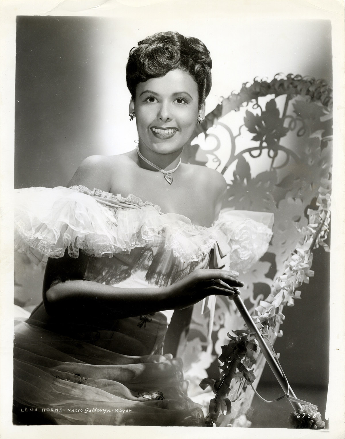 LENA HORNE (ca. 1945) Studio portrait [Hollywood]: MGM - WalterFilm