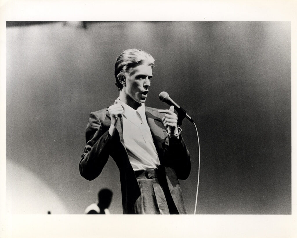 DAVID BOWIE (ca. 1970s) Set of 14 UK photos - Image 11