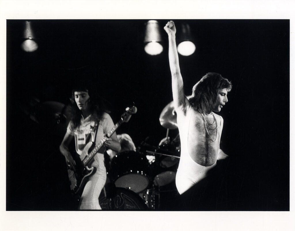 FREDDIE MERCURY / QUEEN (ca. 1976-86) Set of 18 UK photos - Image 4