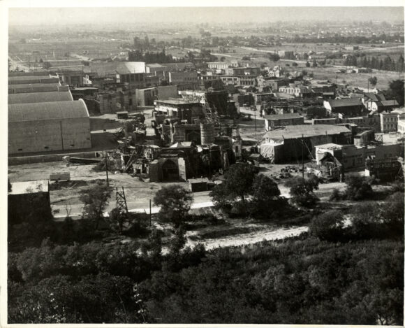 Collection of 6 photos documenting the Hollywood studios (ca. mid-1930s) - Image 6