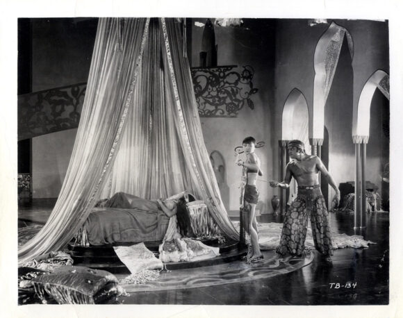 ANNA MAY WONG, DOUGLAS FAIRBANKS | THE THIEF OF BAGDAD (1924) Ph