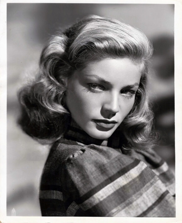 BIG SLEEP, THE (1946) Photo | Lauren Bacall studio sniped portrait