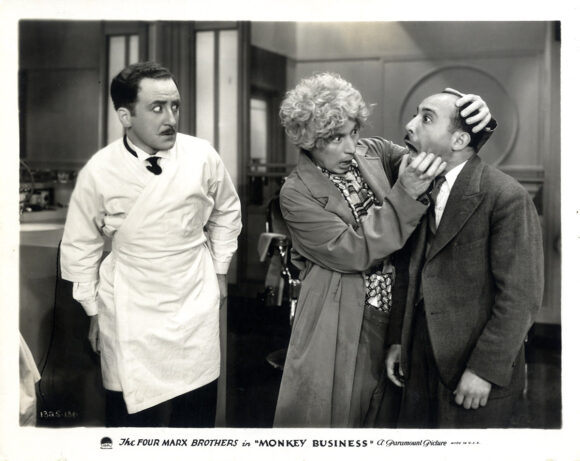 MONKEY BUSINESS (1931) Photo | Harpo Marx at barber shop #1325-130