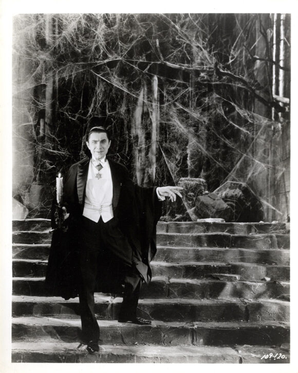 DRACULA (1931; 1947 reissue) Photo