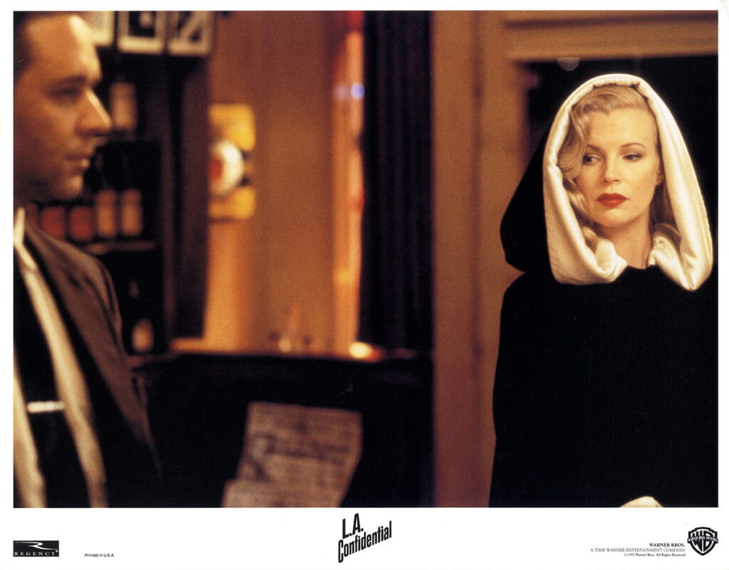 L.A. CONFIDENTIAL (1997) Set of 8 lobby cards - Image 2