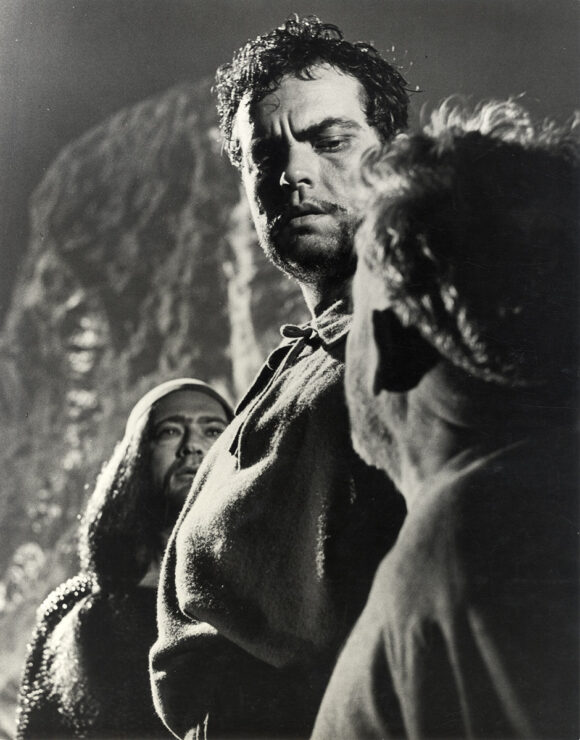 MACBETH (1948) Set of 2 oversize photos - Image 2