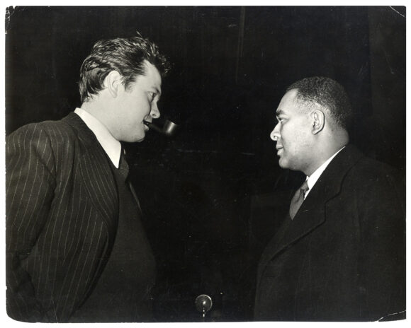 ORSON WELLES, RICHARD WRIGHT (1941) Photo