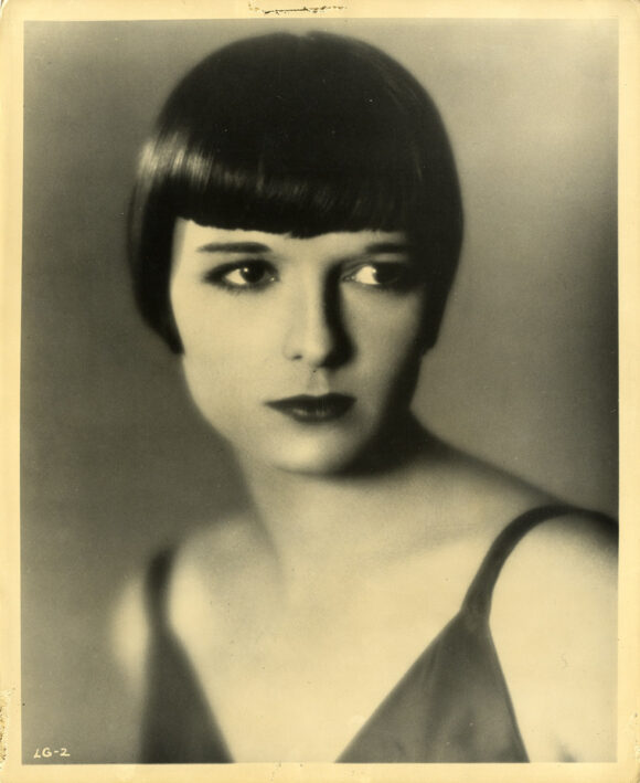 LOUISE BROOKS (ca. 1927) Photo