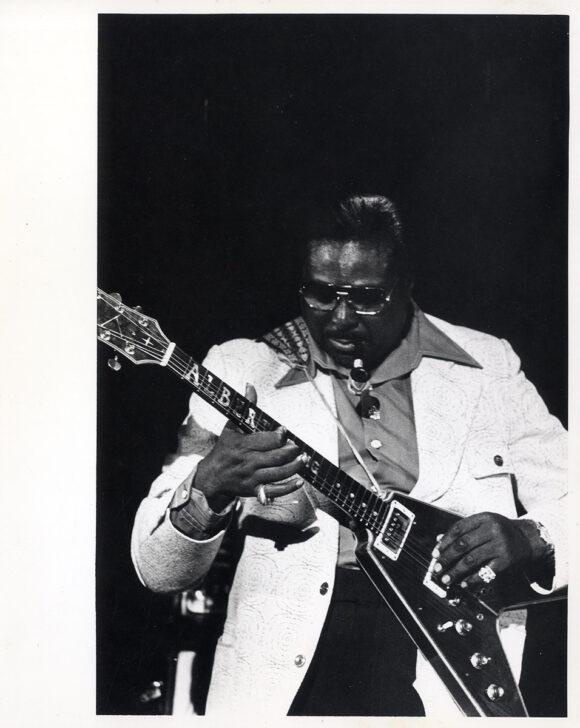 ALBERT KING PERFORMING (ca. 1975) Set of 2 photos