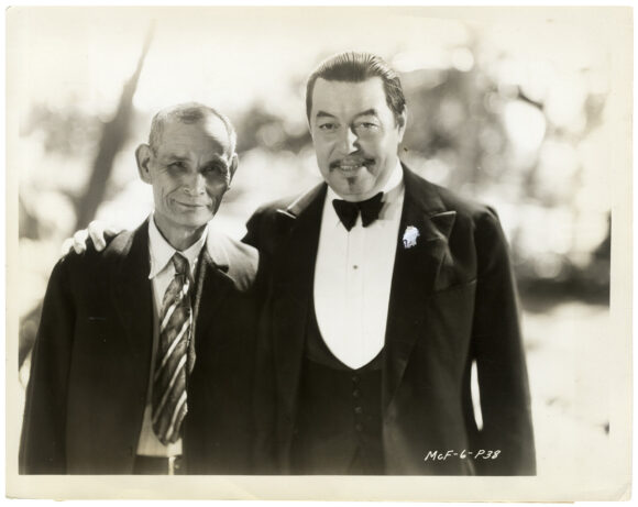 EARL BIGGERS VISITS CHARLIE CHAN FILM SET (1931) BTS photo