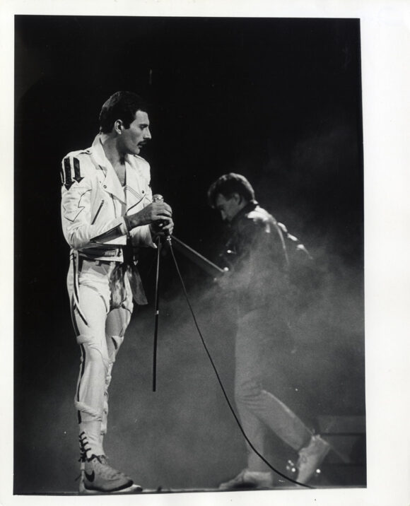 FREDDIE MERCURY ON STAGE at NEWCASTLE (1986) Set of 2 UK photos - Image 3