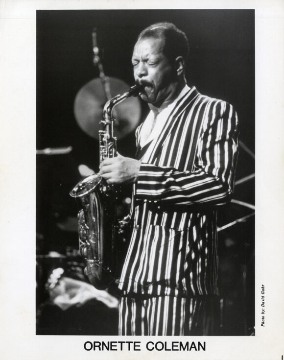 ORNETTE COLEMAN (ca. 1964-85) Set of 5 photos - Image 5