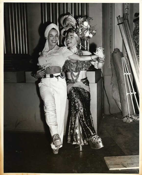 CARMEN MIRANDA COACHES MICKEY ROONEY TO BE... CARMEN MIRANDA (1941) Photo - 2