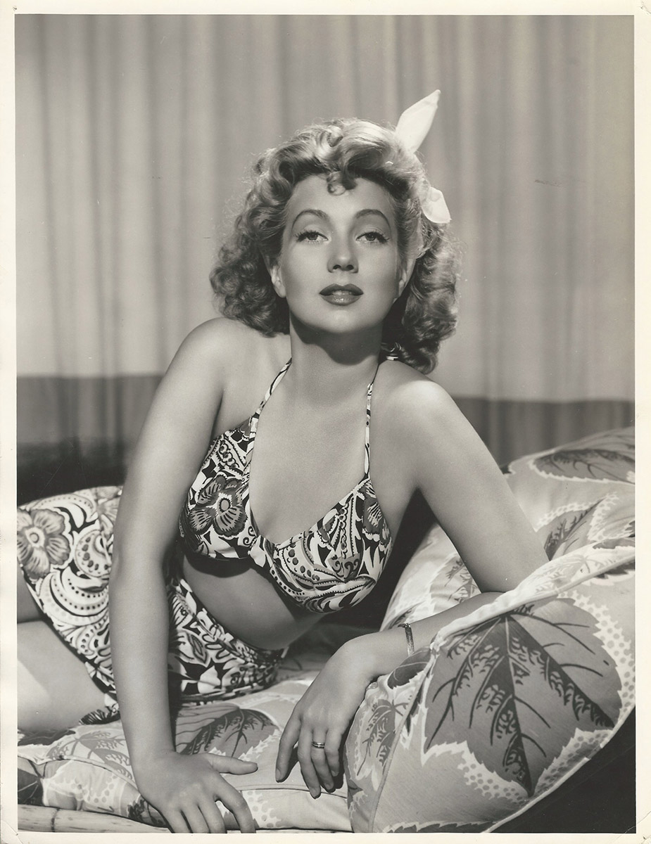 ANN SOTHERN CLASSIC MGM PIN-UP (1942) Oversized photo - WalterFilm