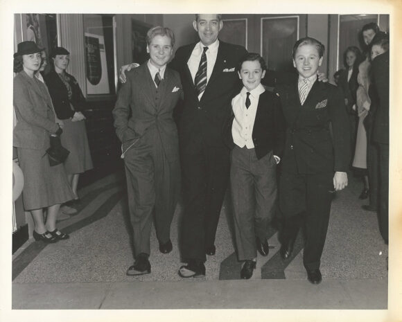 JACKIE COOPER, WOODY VAN DYKE, FREDDIE BARTHOLOMEW, MICKEY ROONEY AT PREMIERE | THE DEVIL IS A SISSY (1936) Photo