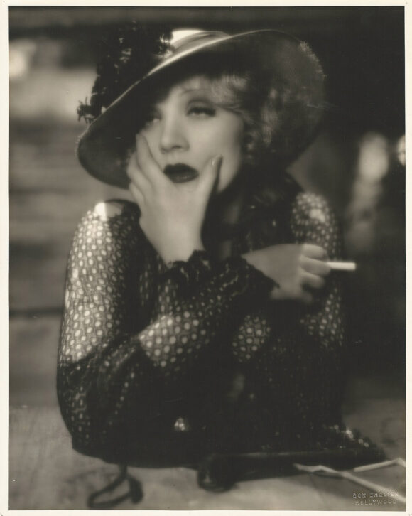 MARLENE DIETRICH AS PROSTITUTE | BLONDE VENUS [1932] Oversized portrait by Don English - 2