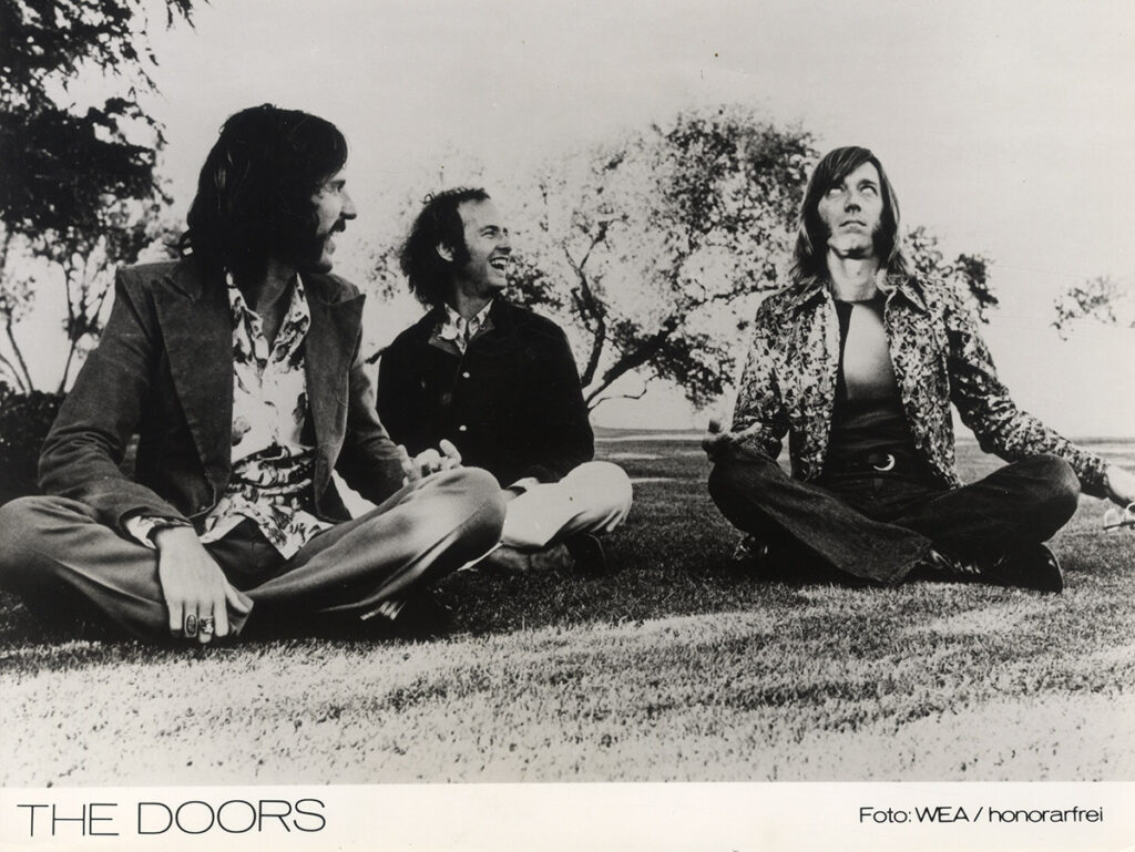 JIM MORRISON AND THE DOORS (ca. 1967-72) Set of 5 photos - Image 4