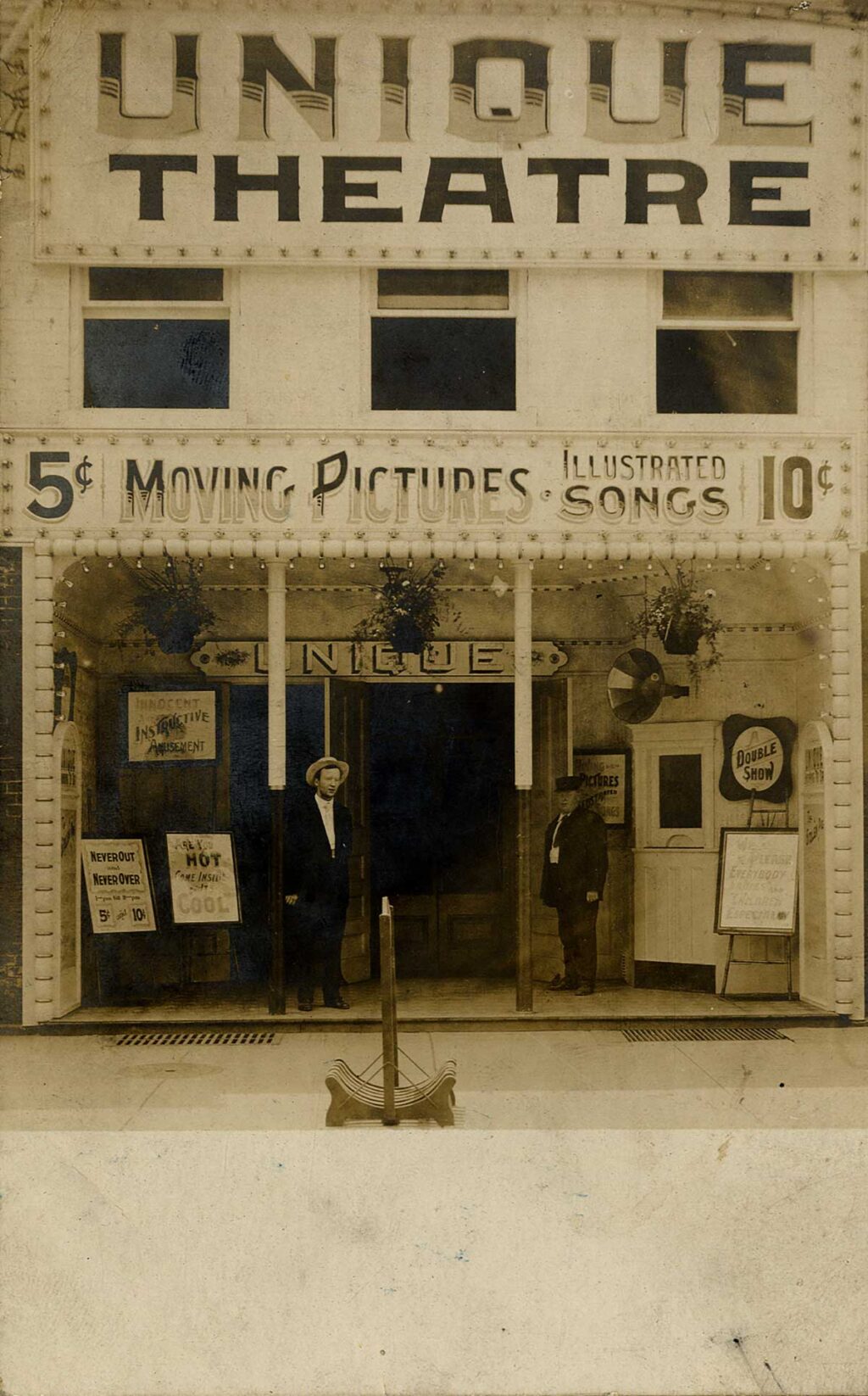 UNIQUE THEATRE (ca. 1905) Real photo postcard